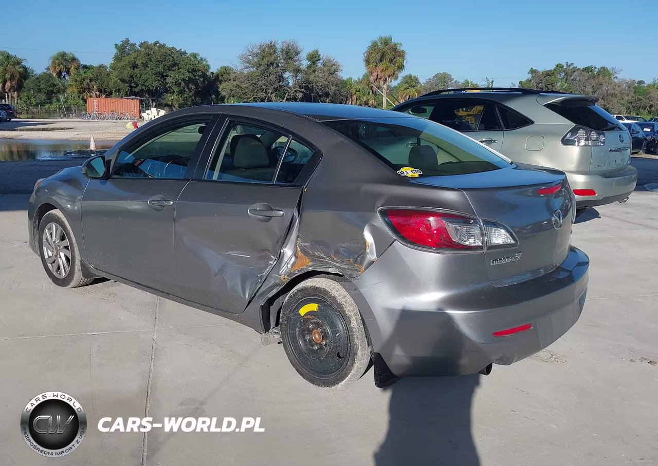 2012 Mazda Mazda3 I Touring VIN:JM1BL1V7XC1692472 - 3