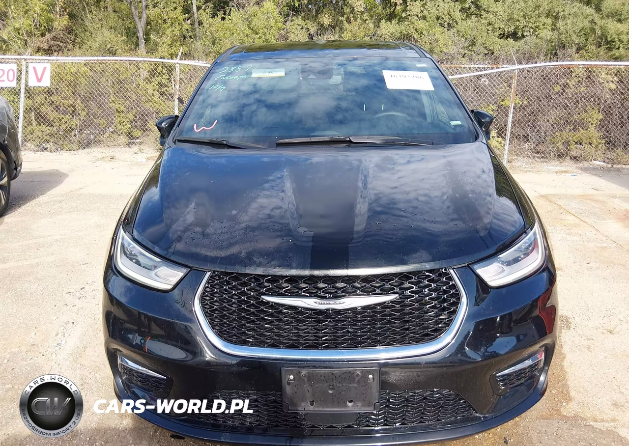 2025 Chrysler Pacifica Select VIN:2C4RC1BG8SR554331 - 12