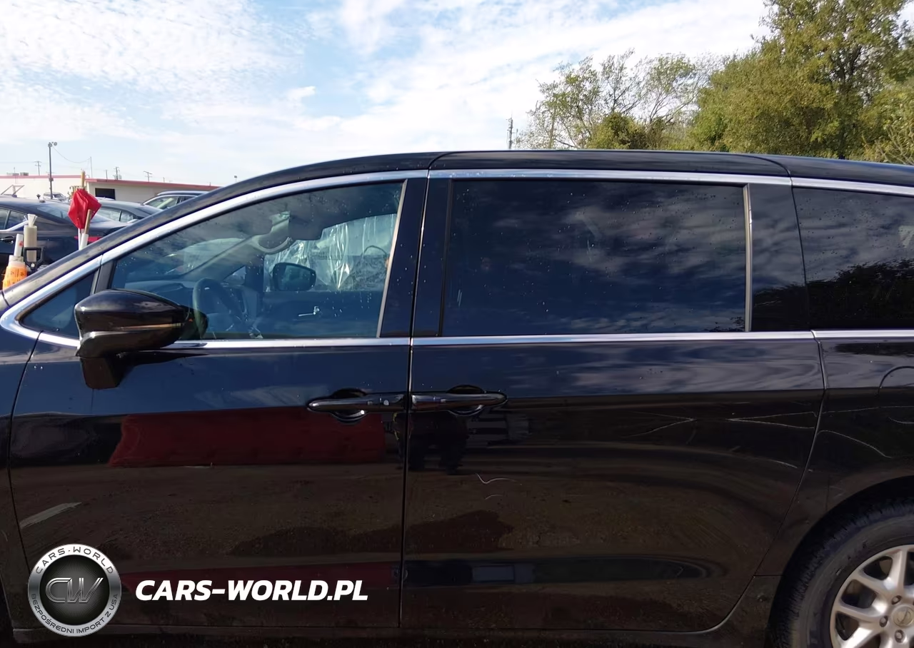 2025 Chrysler Pacifica Select VIN:2C4RC1BG8SR554331 - 14