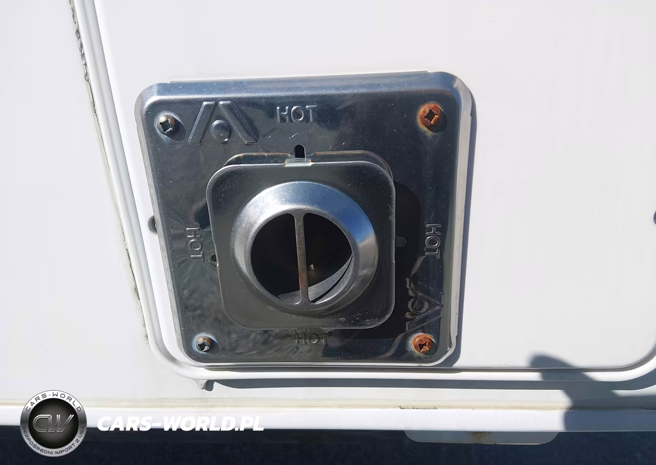 2017 Northstar 600Ss Pickup Camper VIN:1W9TC1008HW028020 - 17
