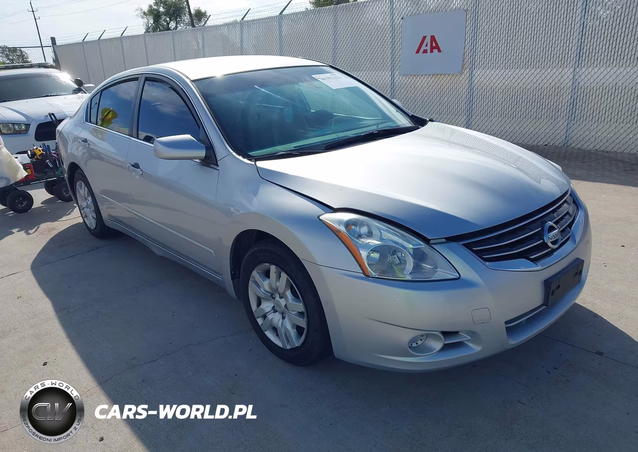 2010 Nissan Altima 2.5 S – zdjęcie 1 z 11