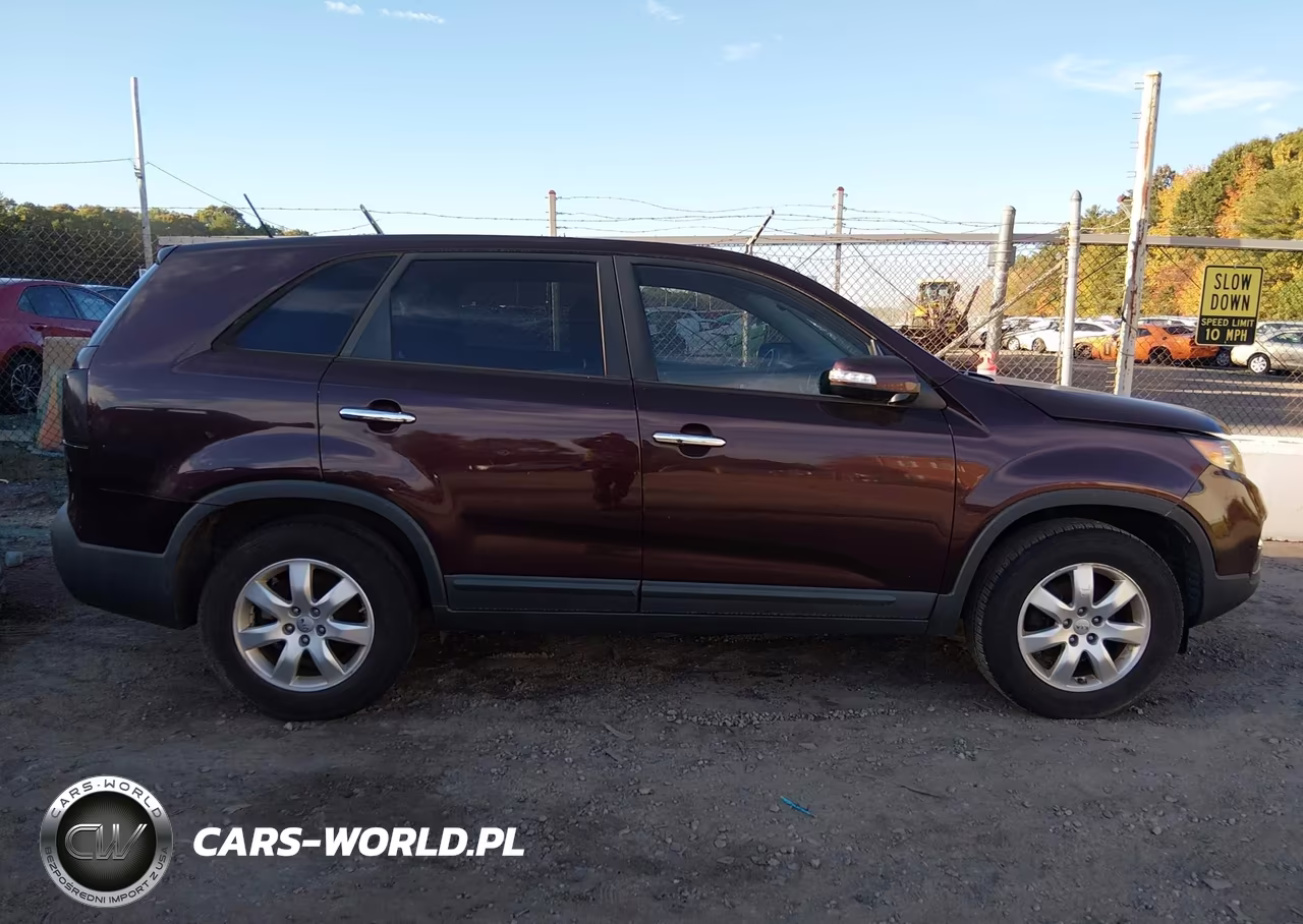 2013 Kia Sorrento VIN:5XYKT3A11DG392592 - 13