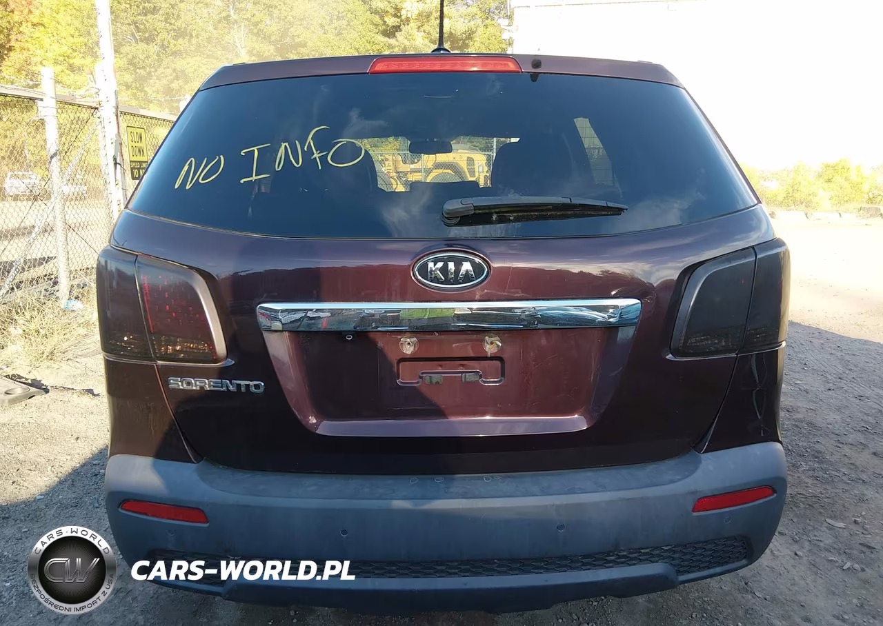 2013 Kia Sorrento VIN:5XYKT3A11DG392592 - 16