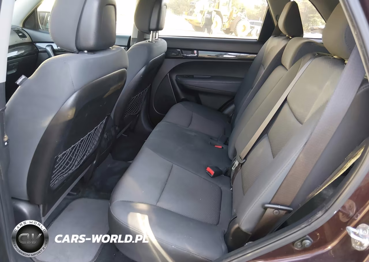 2013 Kia Sorrento VIN:5XYKT3A11DG392592 - 8