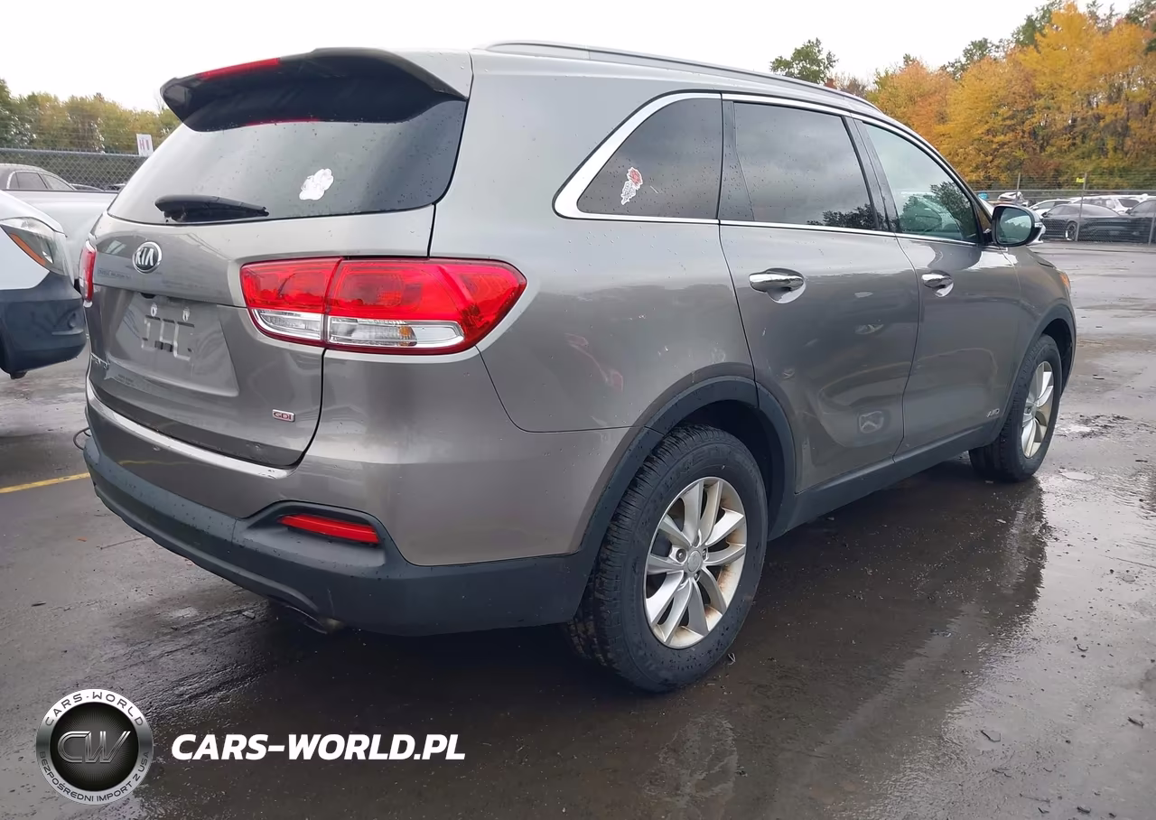 2018 Kia Sorento 2.4L Lx VIN:5XYPGDA39JG415632 - 4