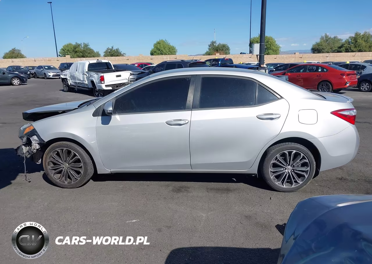 2016 Toyota Corolla S Plus VIN:5YFBURHE4GP439462 - 15
