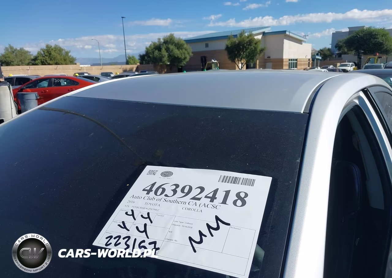 2016 Toyota Corolla S Plus VIN:5YFBURHE4GP439462 - 18