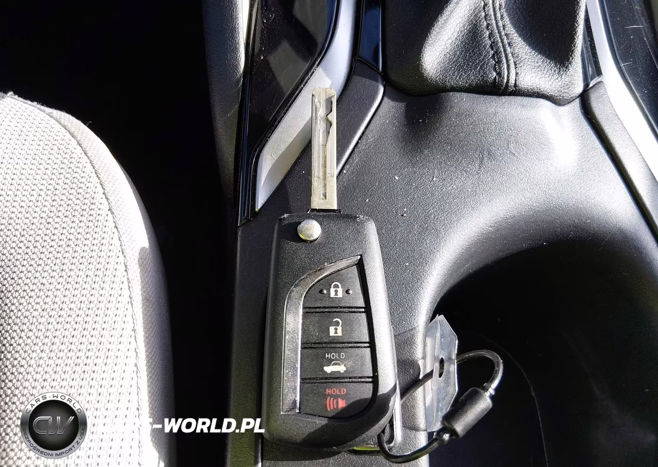 2025 Toyota Corolla Le VIN:5YFB4MDE6SP312827 - 11