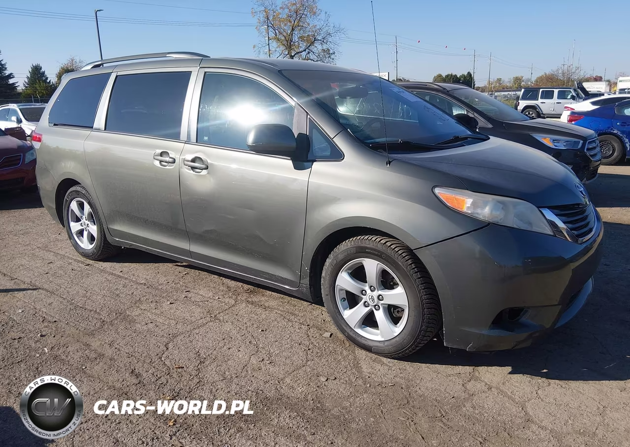 2011 Toyota Sienna Le V6