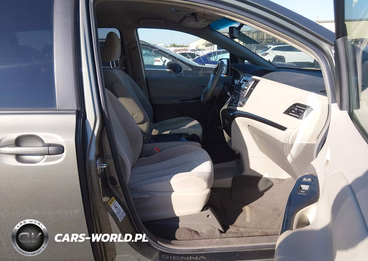 2011 Toyota Sienna Le V6 VIN:5TDKK3DC7BS006337 - 5