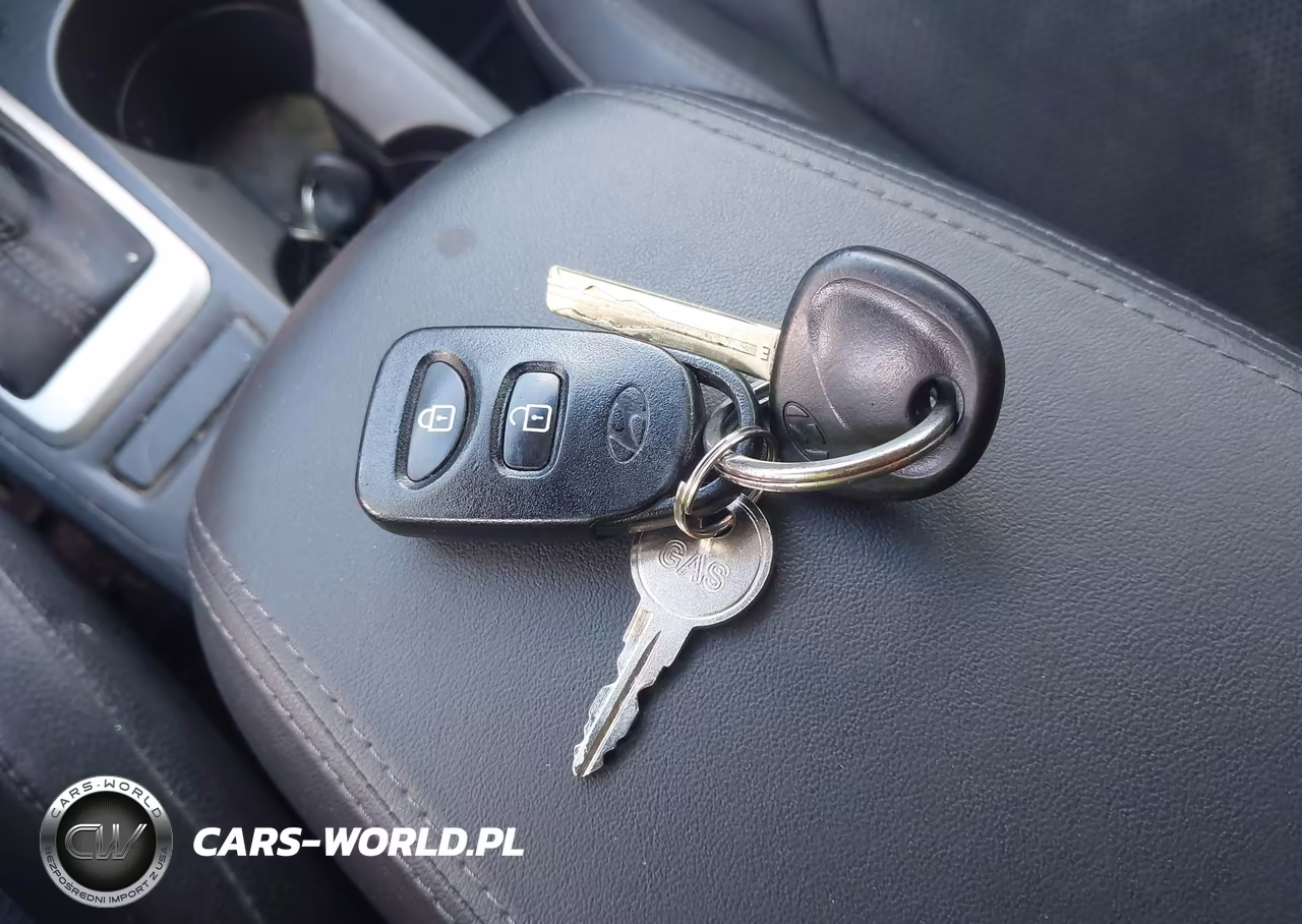 2015 Hyundai Tucson Se VIN:KM8JU3AGXFU108984 - 11