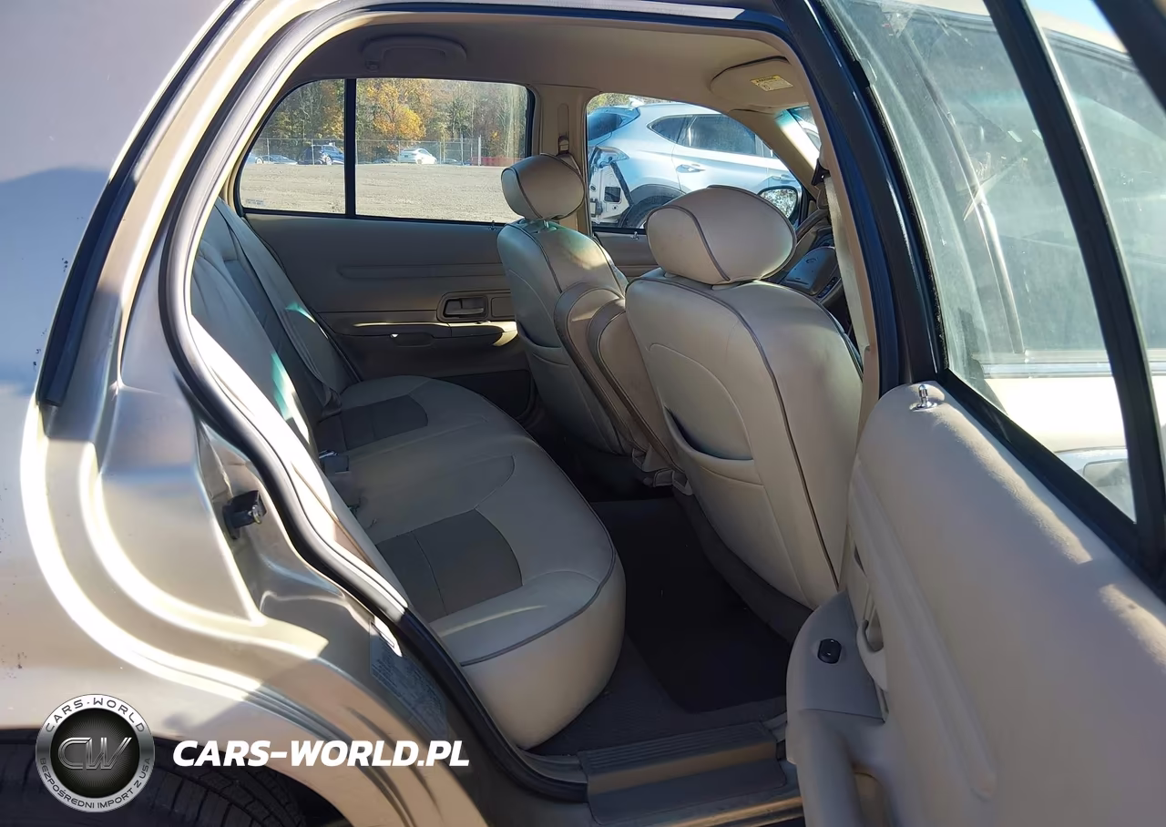 1999 Ford Crown Victoria Lx VIN:2FAFP74W8XX221201 - 8