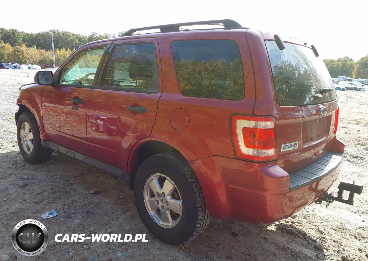 2012 Ford Escape Xlt VIN:1FMCU0DG1CKB04932 - 3