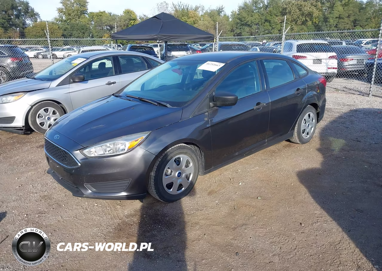 2015 Ford Focus S VIN:1FADP3E21FL357337 - 2
