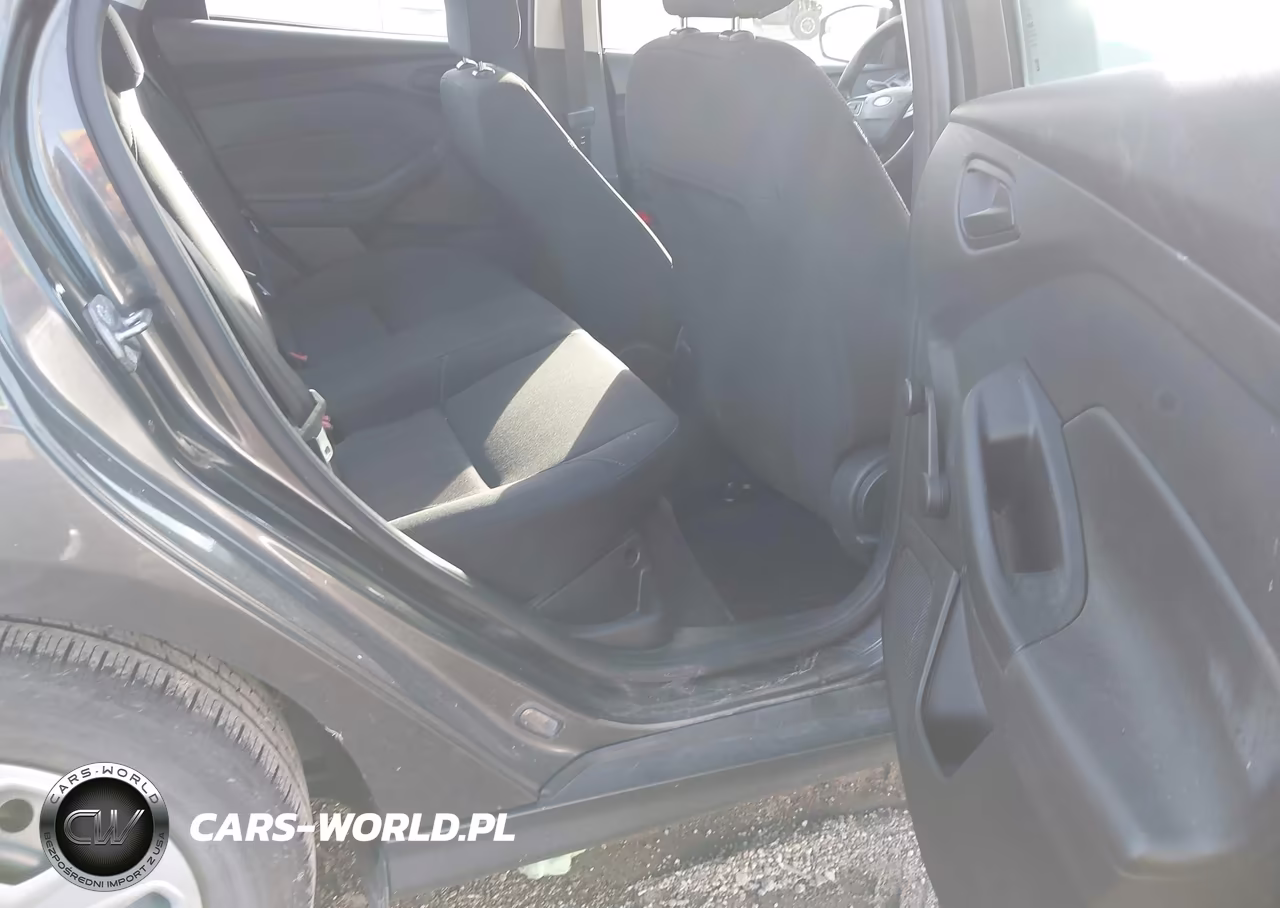 2015 Ford Focus S VIN:1FADP3E21FL357337 - 8
