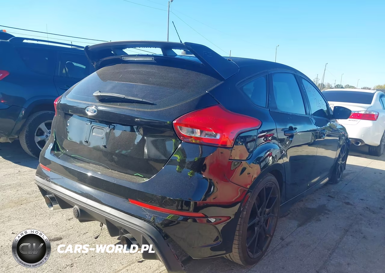 2017 Ford Focus Rs VIN:WF0DP3TH1H4121315 - 4