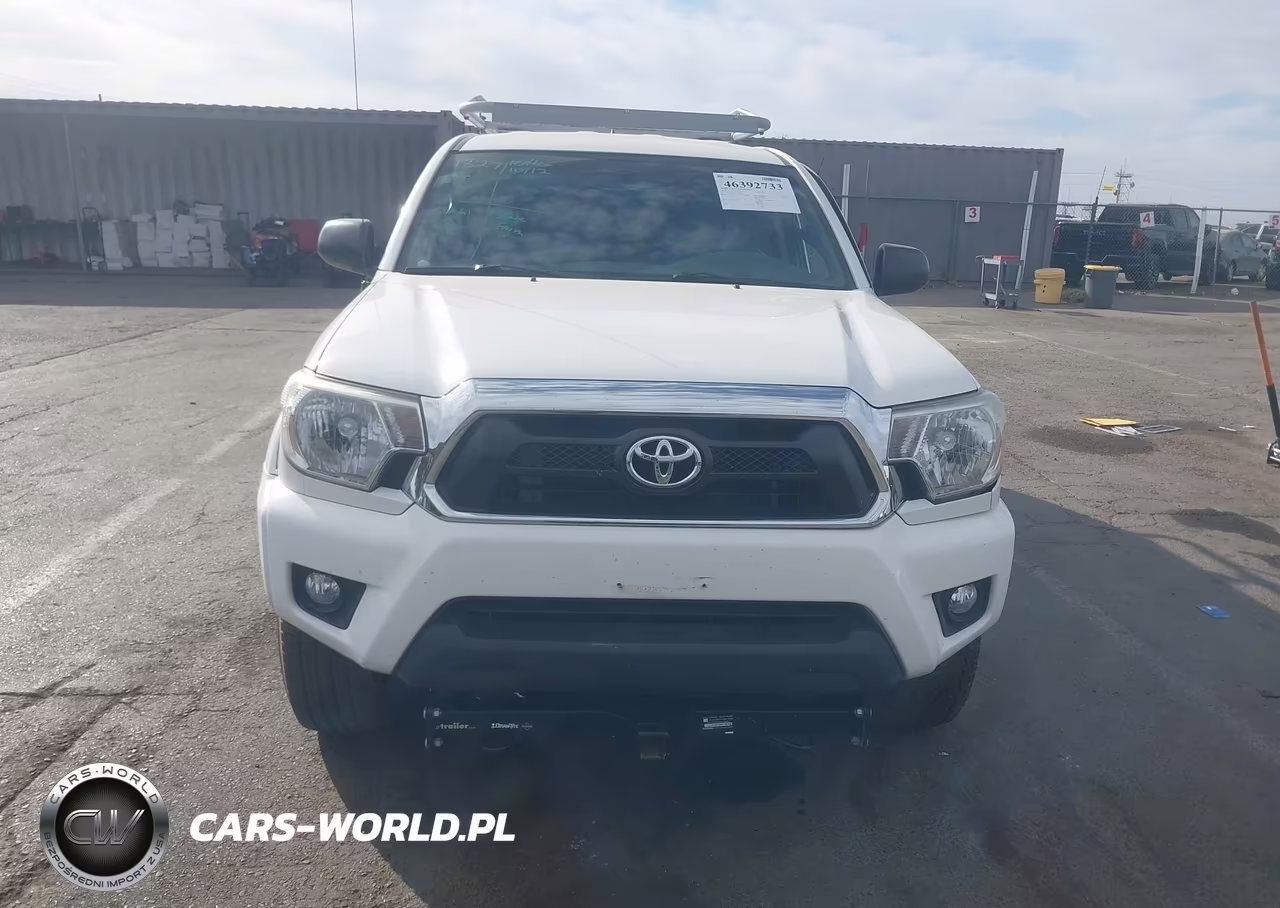 2014 Toyota Tacoma Base V6 VIN:5TFUU4EN0EX109123 - 12