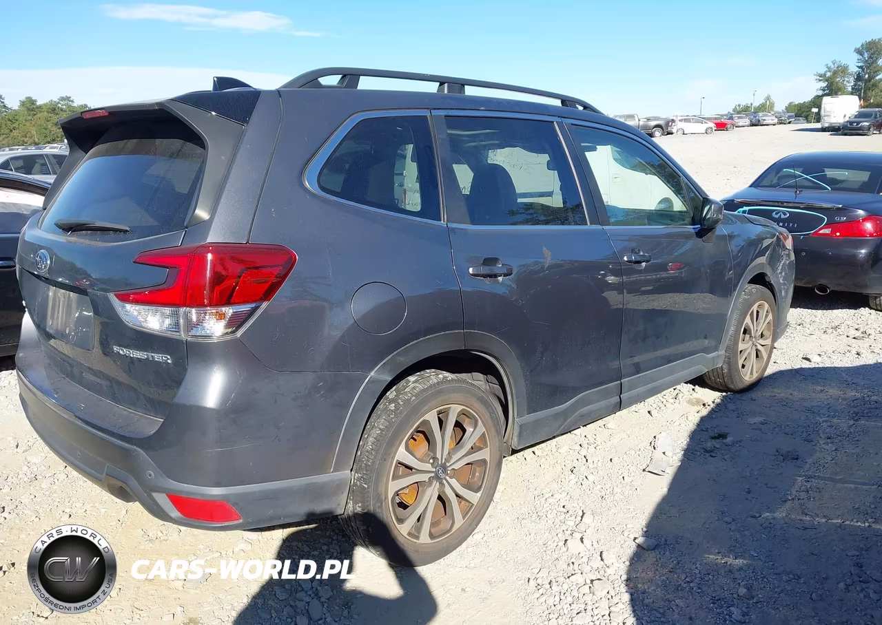 2024 Subaru Forester Limited VIN:JF2SKALC1RH495212 - 4