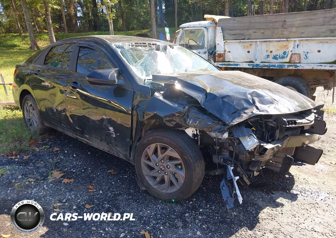 2024 Hyundai Elantra Sel