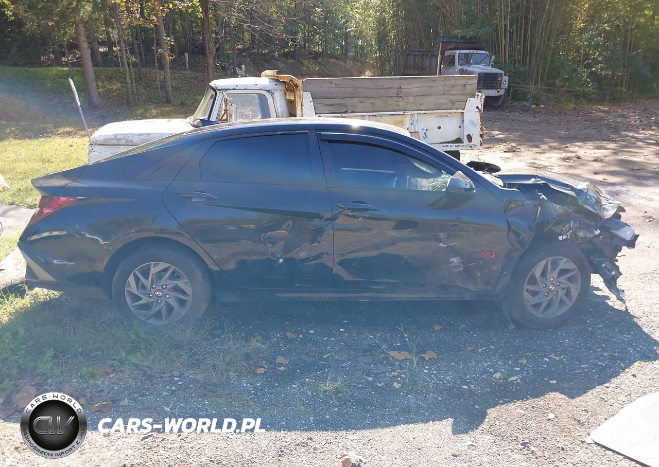2024 Hyundai Elantra Sel VIN:KMHLM4DGXRU696772 - 14