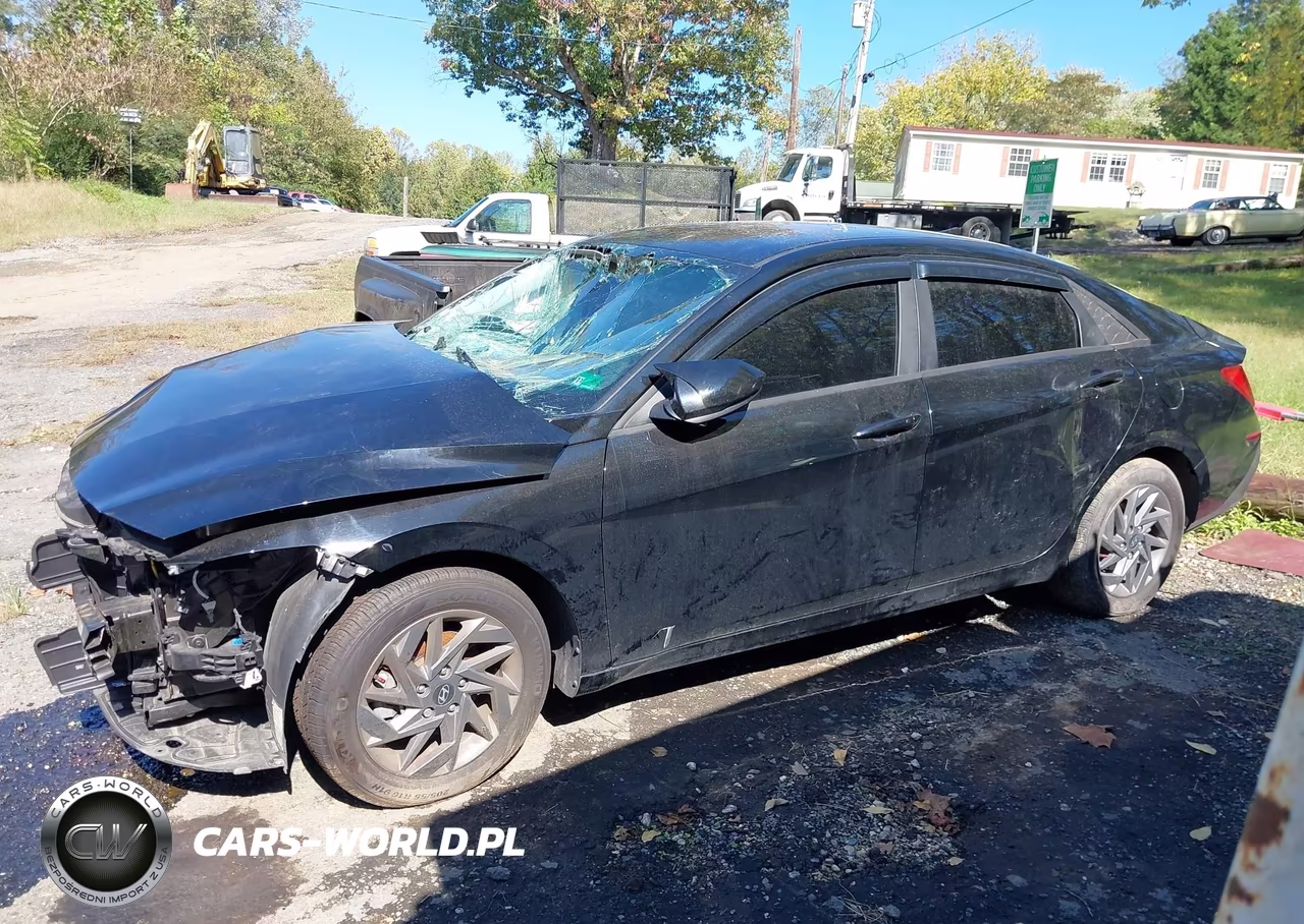 2024 Hyundai Elantra Sel VIN:KMHLM4DGXRU696772 - 15