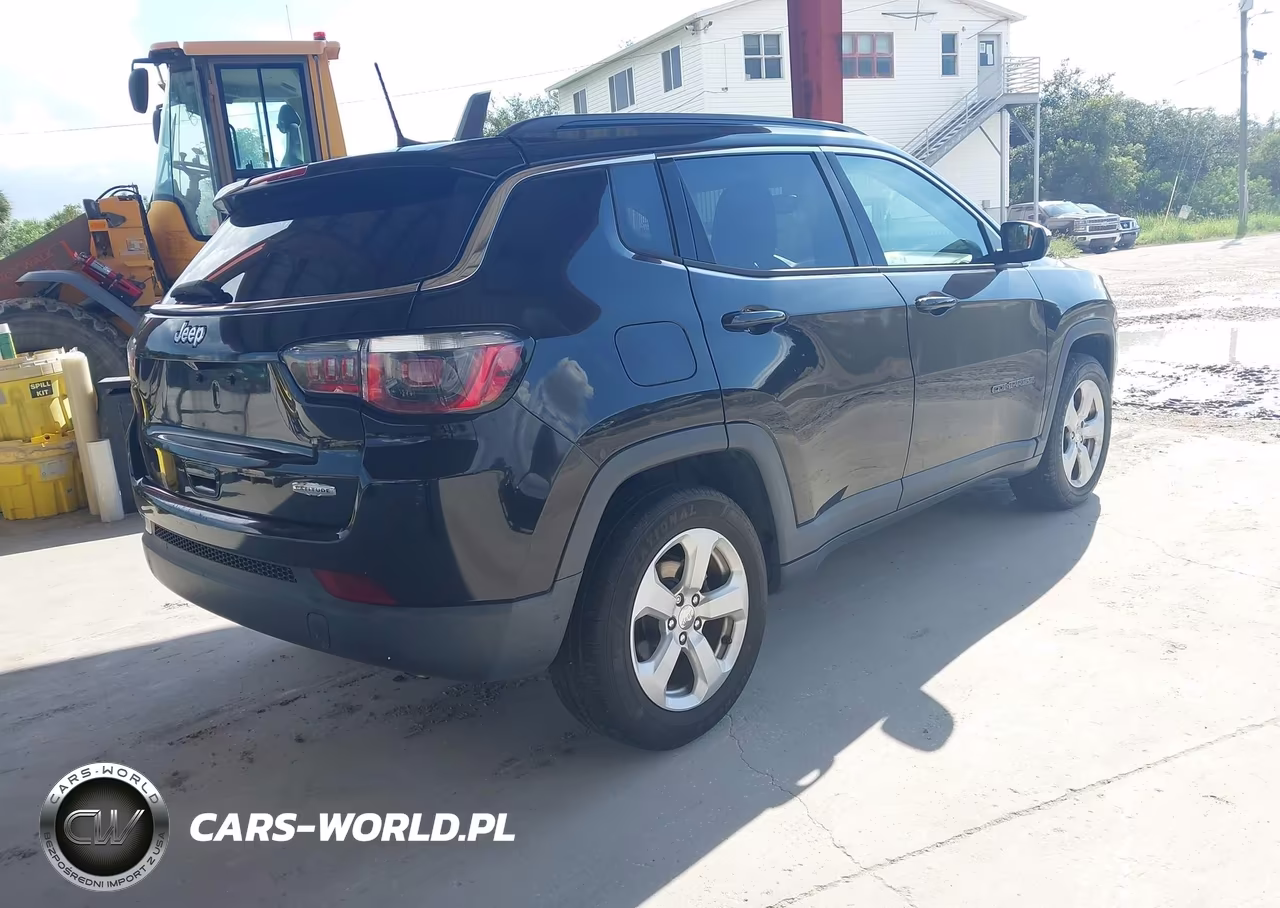 2019 Jeep Compass Latitude Fwd VIN:3C4NJCBB9KT646582 - 4