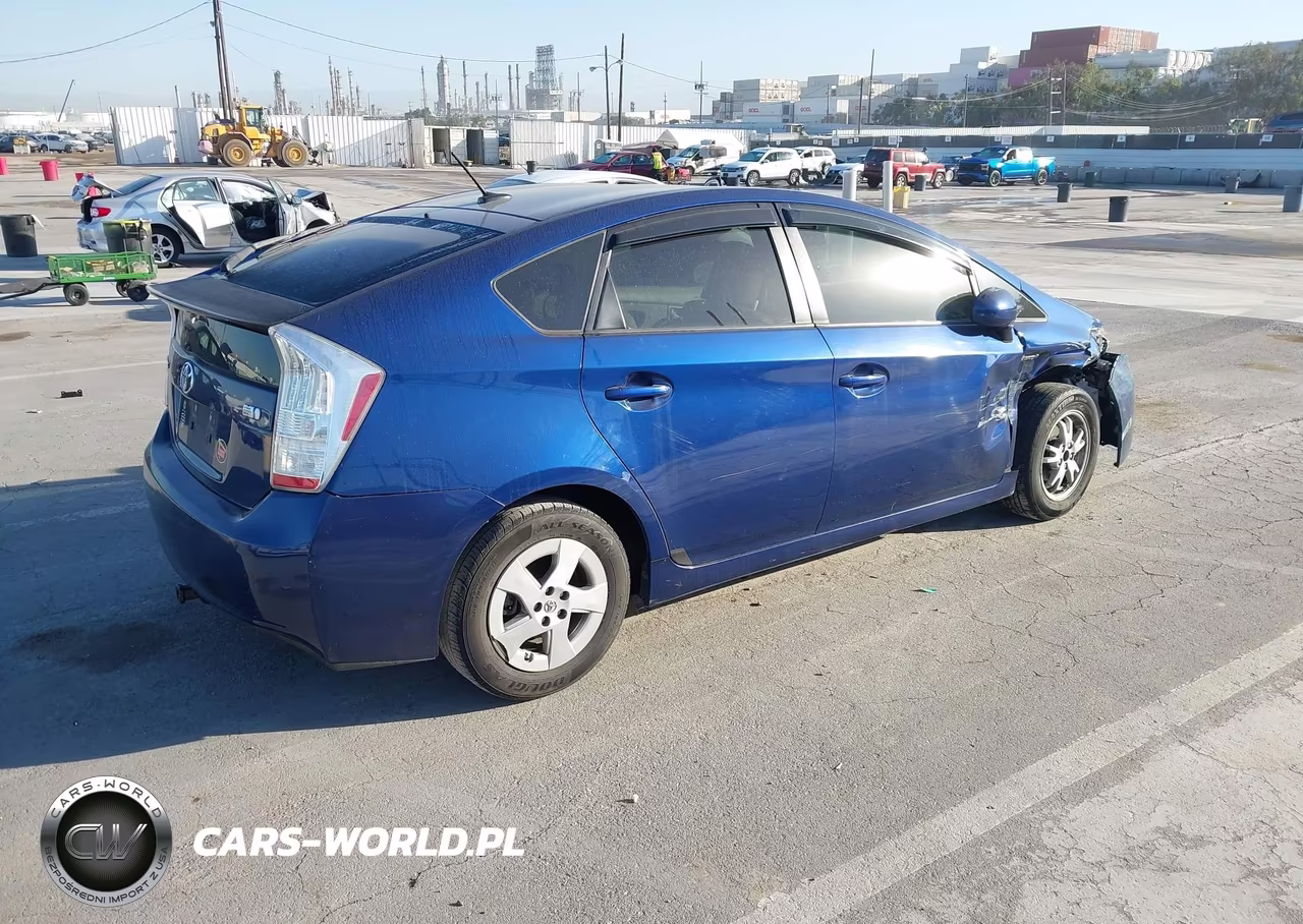 2010 Toyota Prius Iii VIN:JTDKN3DU1A0179191 - 4