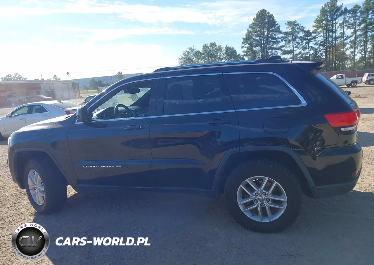 2017 Jeep Grand Cherokee Laredo 4X2 VIN:1C4RJEAG8HC780191 - 14