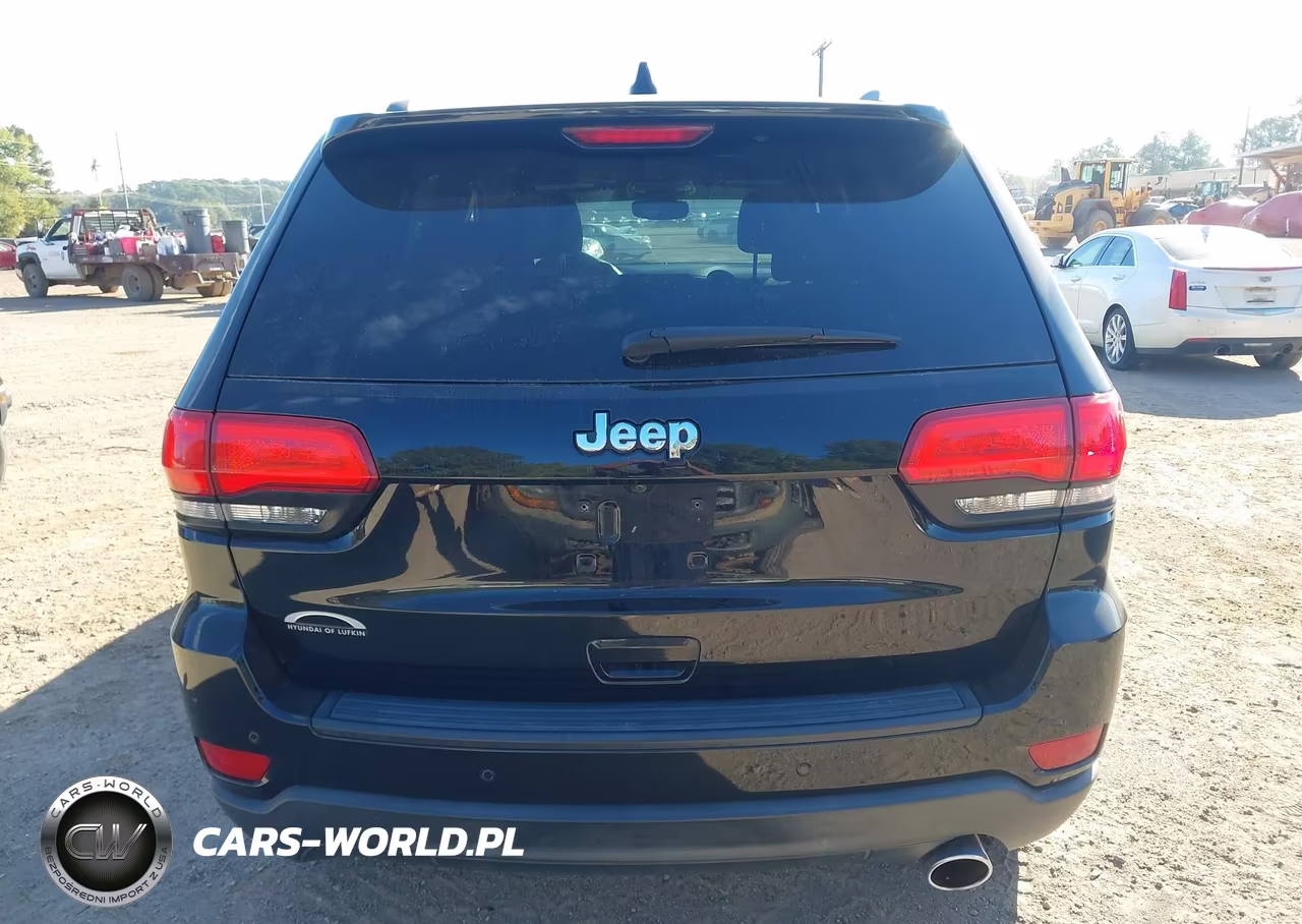 2017 Jeep Grand Cherokee Laredo 4X2 VIN:1C4RJEAG8HC780191 - 16