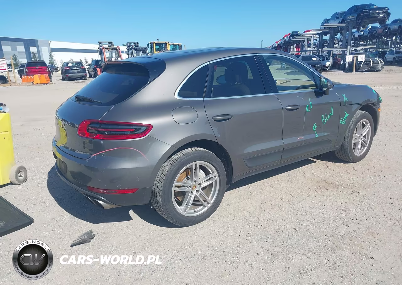 2015 Porsche Macan S VIN:WP1AB2A53FLB50372 - 4