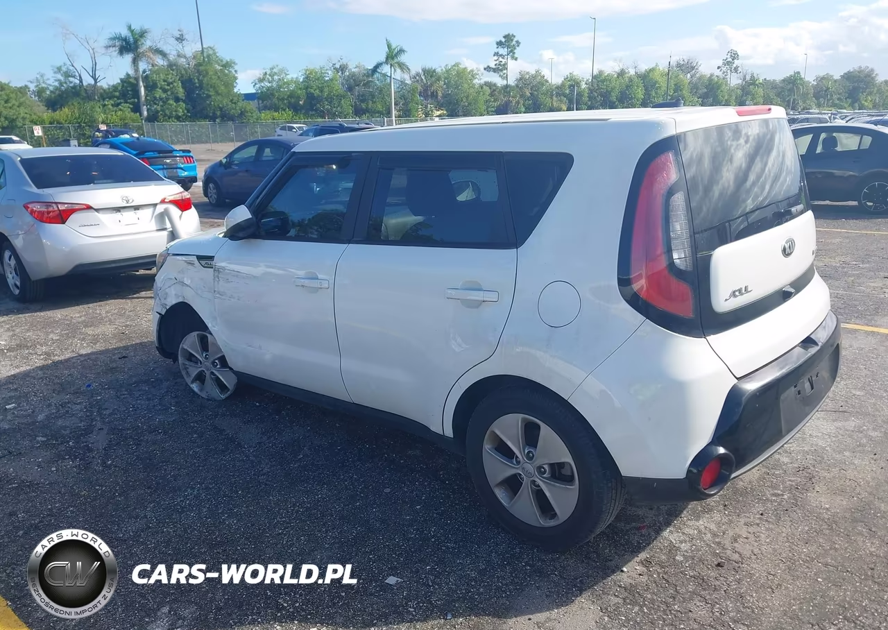 2016 Kia Soul + VIN:KNDJP3A57G7333258 - 3