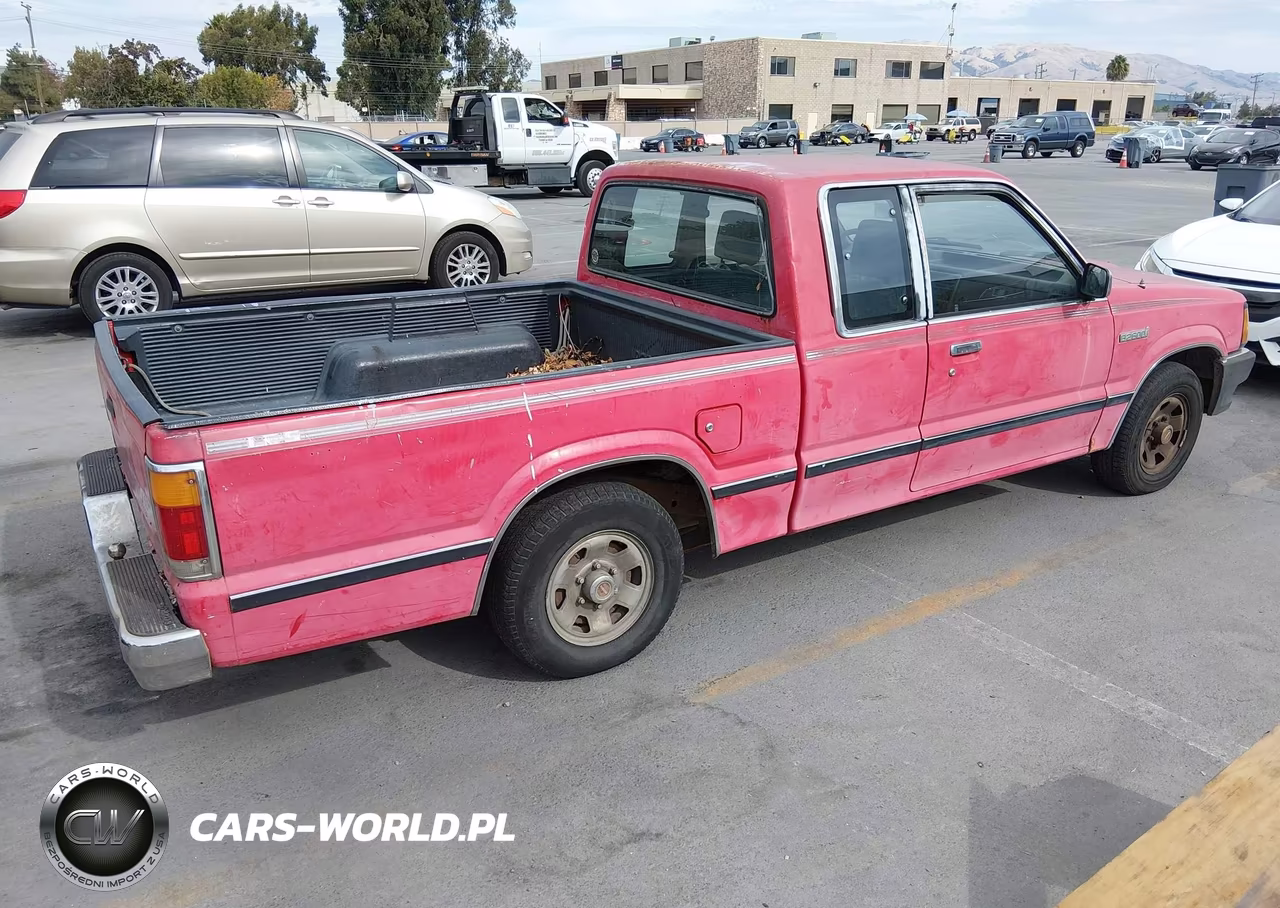 1992 Mazda B2600 Cab Plus VIN:JM2UF3142N0278002 - 4