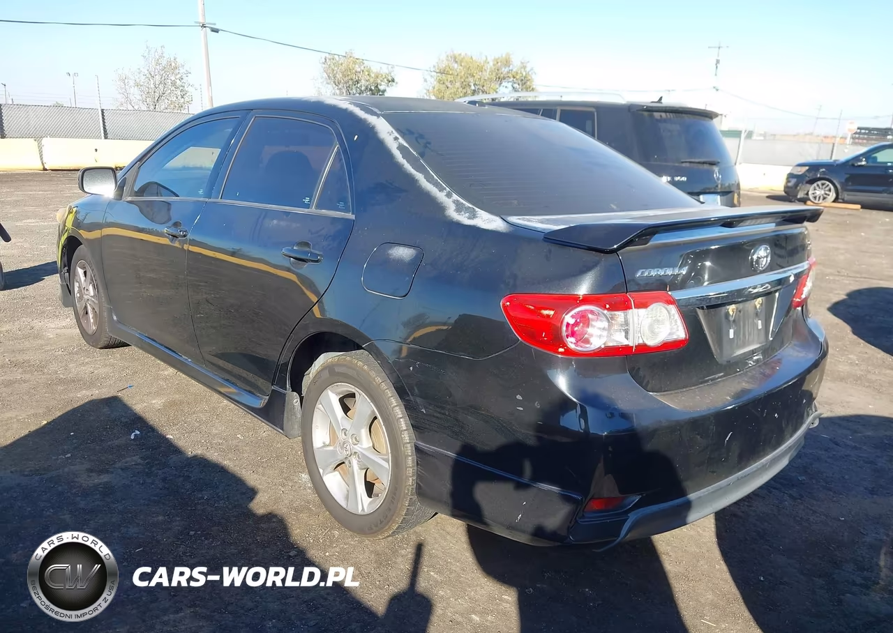 2011 Toyota Corolla S VIN:2T1BU4EE2BC642060 - 3