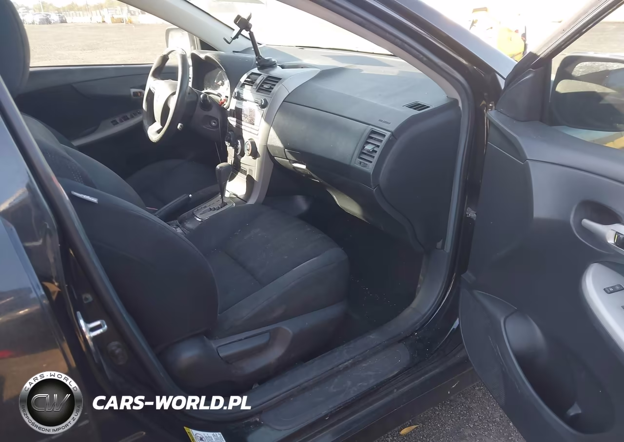 2011 Toyota Corolla S VIN:2T1BU4EE2BC642060 - 5