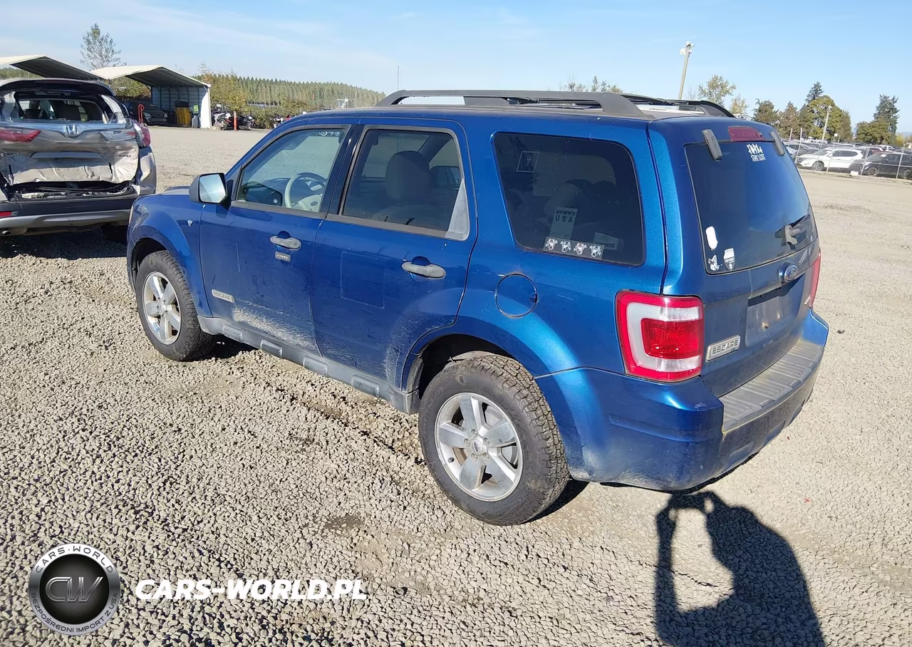 2008 Ford Escape Xlt VIN:1FMCU93188KB98798 - 3