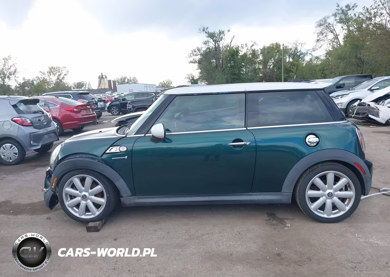 2007 Mini Cooper S VIN:WMWMF73557TT82211 - 15