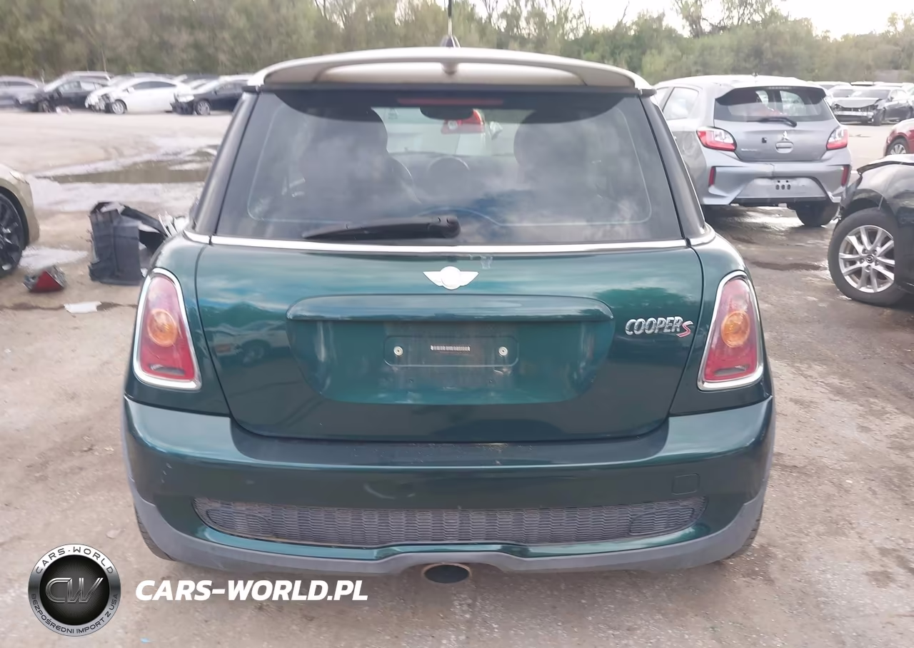 2007 Mini Cooper S VIN:WMWMF73557TT82211 - 17