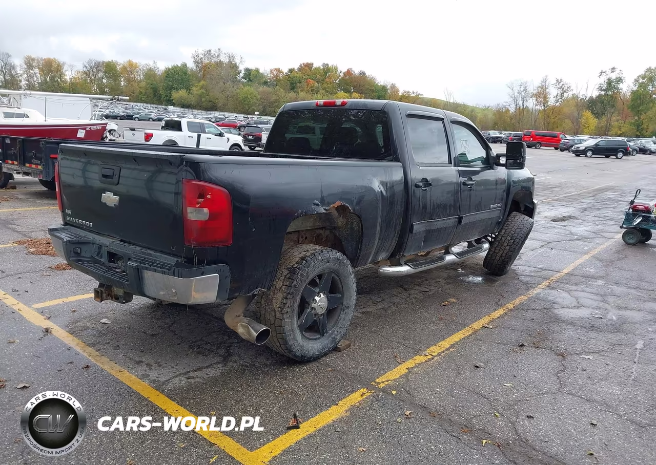 2011 Chevrolet Silverado 2500Hd Ltz VIN:1GC1KYC8XBF107636 - 4