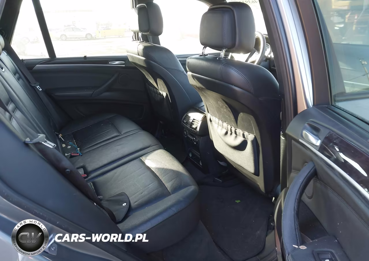 2013 BMW X5 xDrive35D VIN:5UXZW0C55D0B96375 - 8