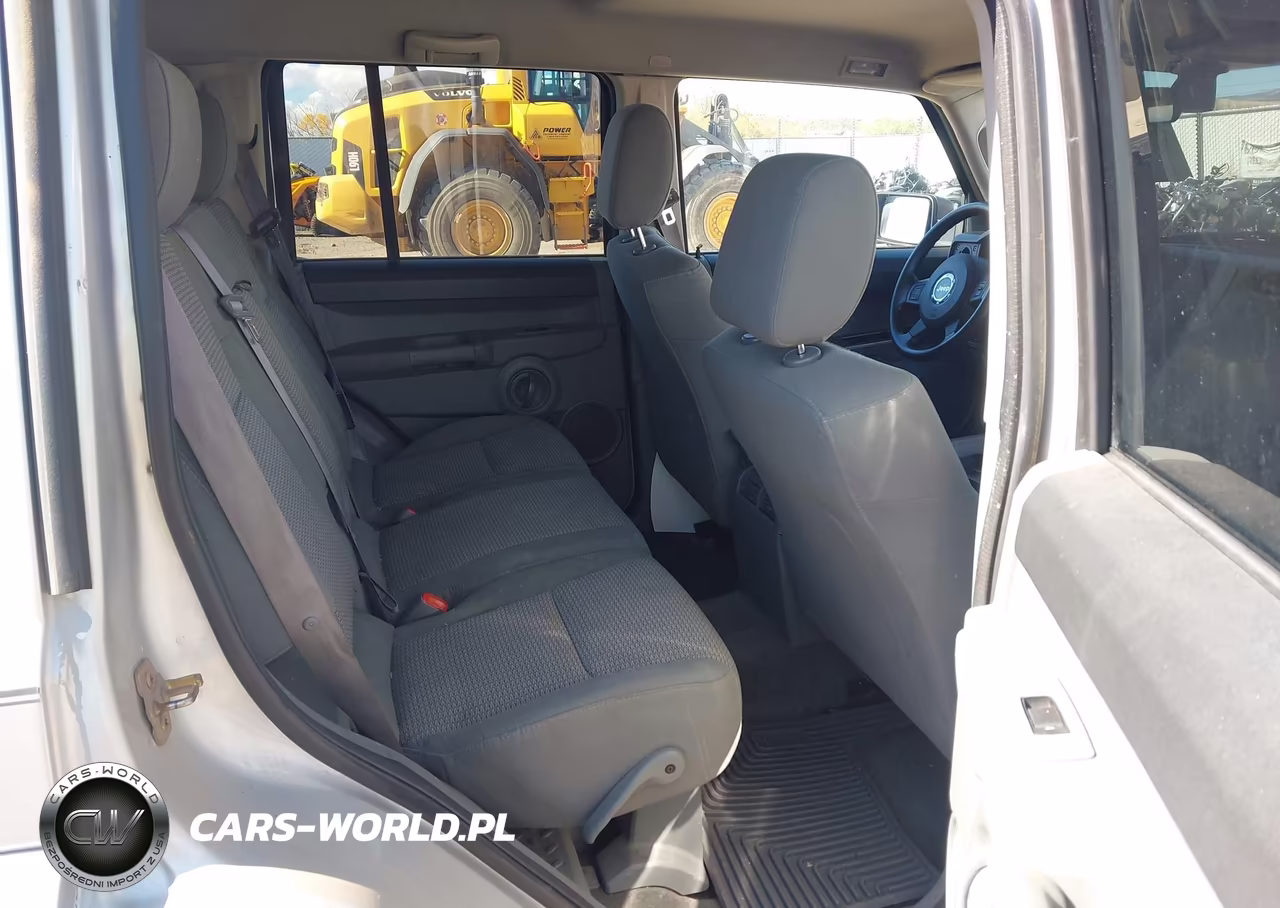 2007 Jeep Commander Sport VIN:1J8HG48K47C626745 - 8