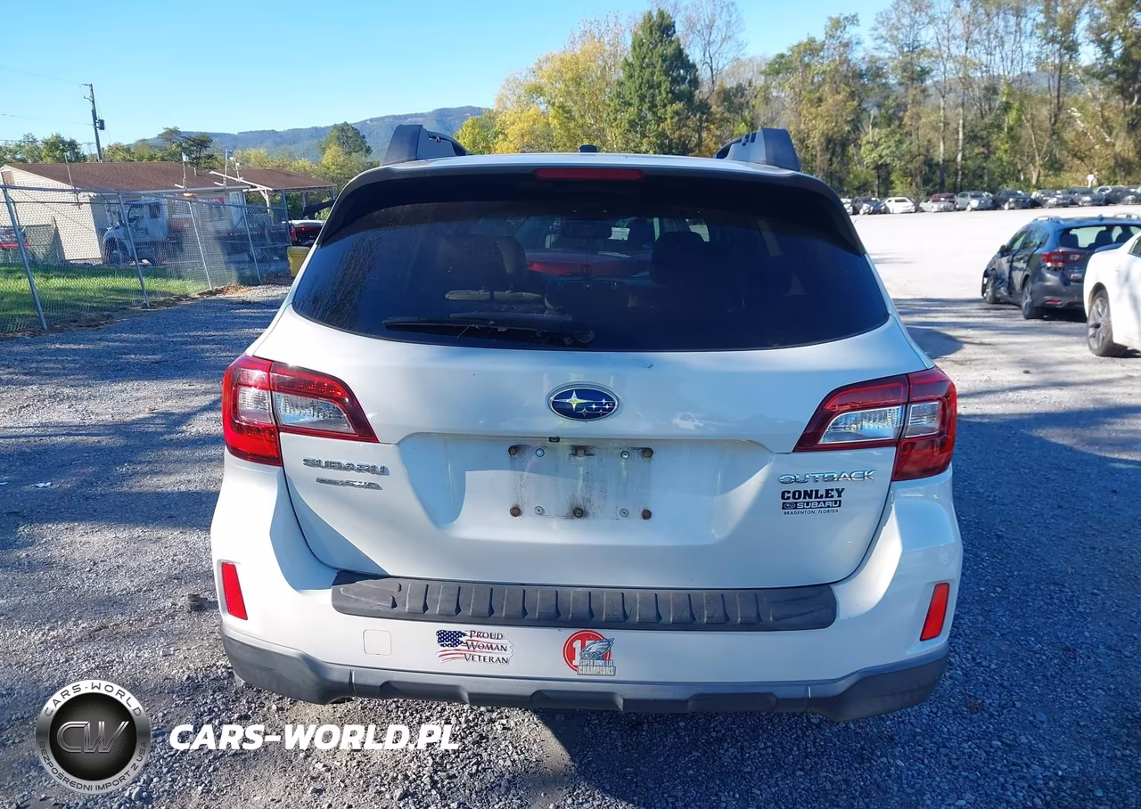 2015 Subaru Outback 2.5I Premium VIN:4S4BSBDC8F3239673 - 17