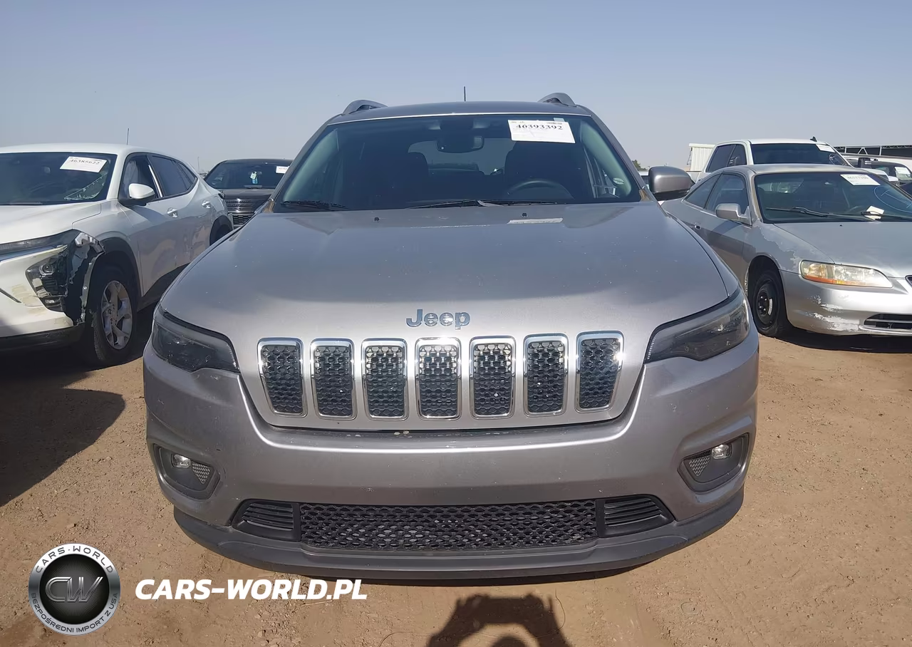 2019 Jeep Cherokee Latitude Plus 4X4 VIN:1C4PJMLX6KD351681 - 12