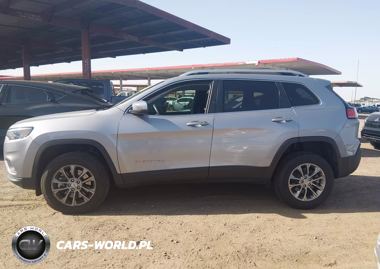 2019 Jeep Cherokee Latitude Plus 4X4 VIN:1C4PJMLX6KD351681 - 14