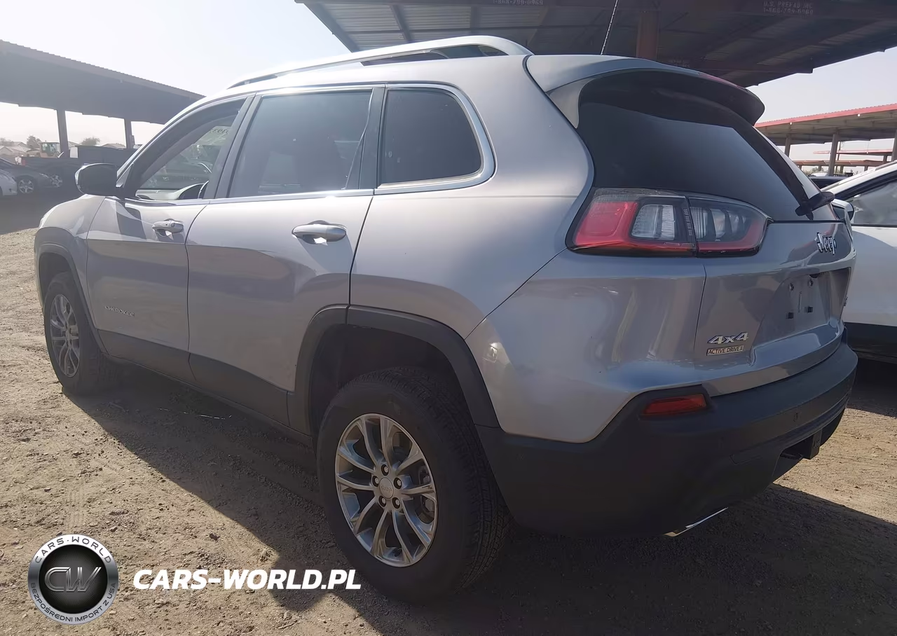 2019 Jeep Cherokee Latitude Plus 4X4 VIN:1C4PJMLX6KD351681 - 3