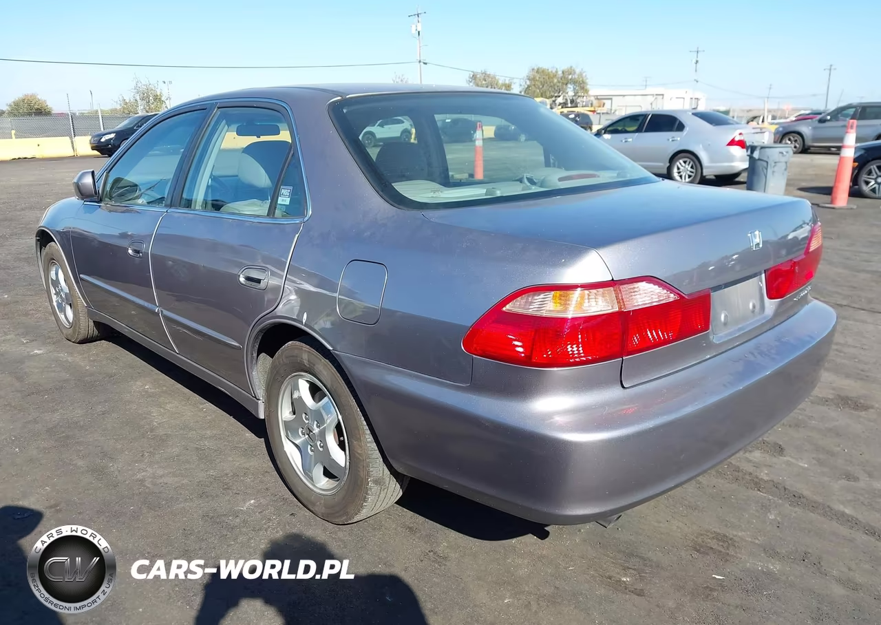 2000 Honda Accord 3.0 Ex VIN:1HGCG1659YA037847 - 3