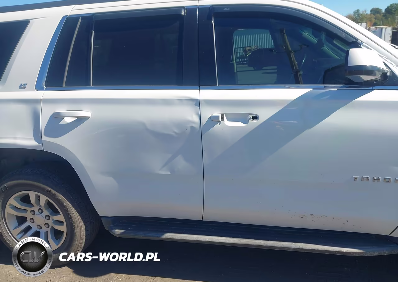 2016 Chevrolet Tahoe Lt VIN:1GNSKBKC4GR236282 - 18
