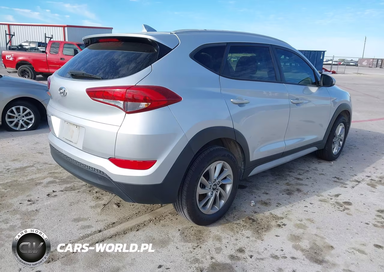 2018 Hyundai Tucson Sel VIN:KM8J33A4XJU603672 - 4