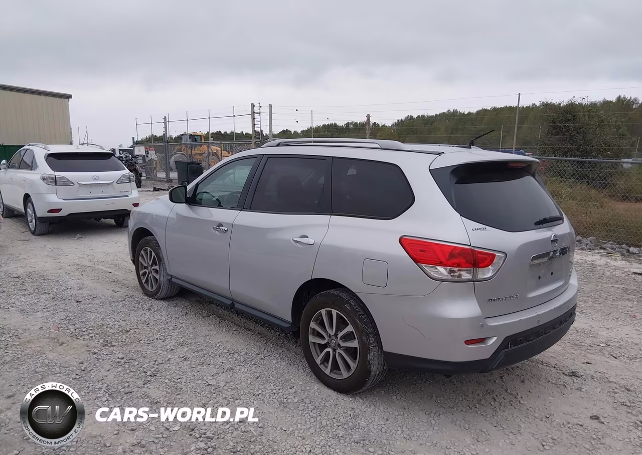 2014 Nissan Pathfinder S VIN:5N1AR2MMXEC662169 - 3