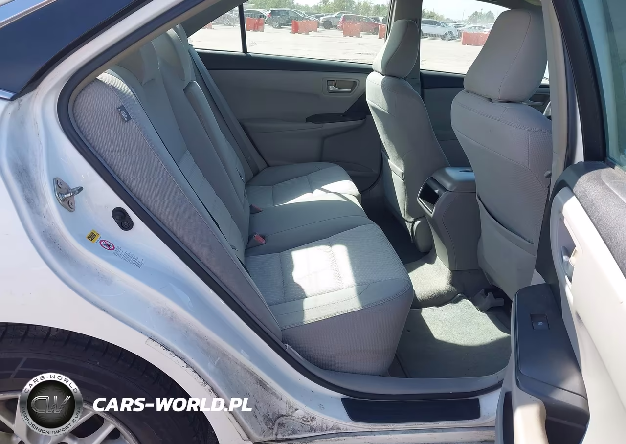 2016 Toyota Camry Le VIN:4T4BF1FK9GR528498 - 8