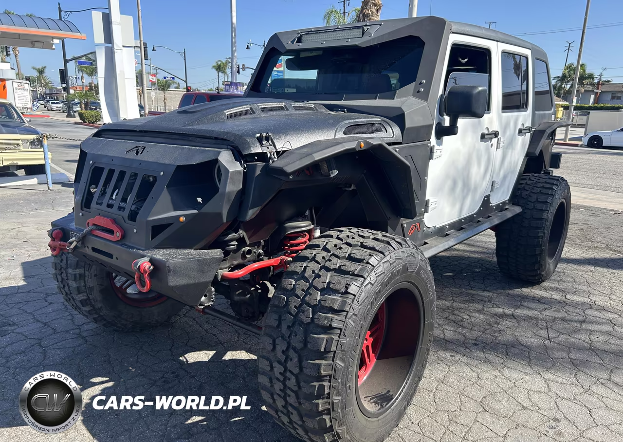 2015 Jeep Wrangler Unlimited Sahara VIN:1C4BJWEG3FL758145 - 2